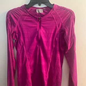 Athleta long sleeve sun shirt